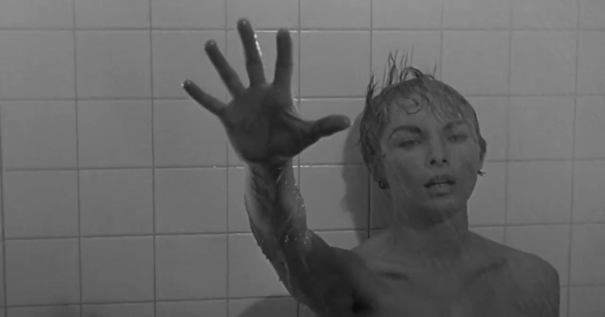 escena de ducha psicópata y muerte