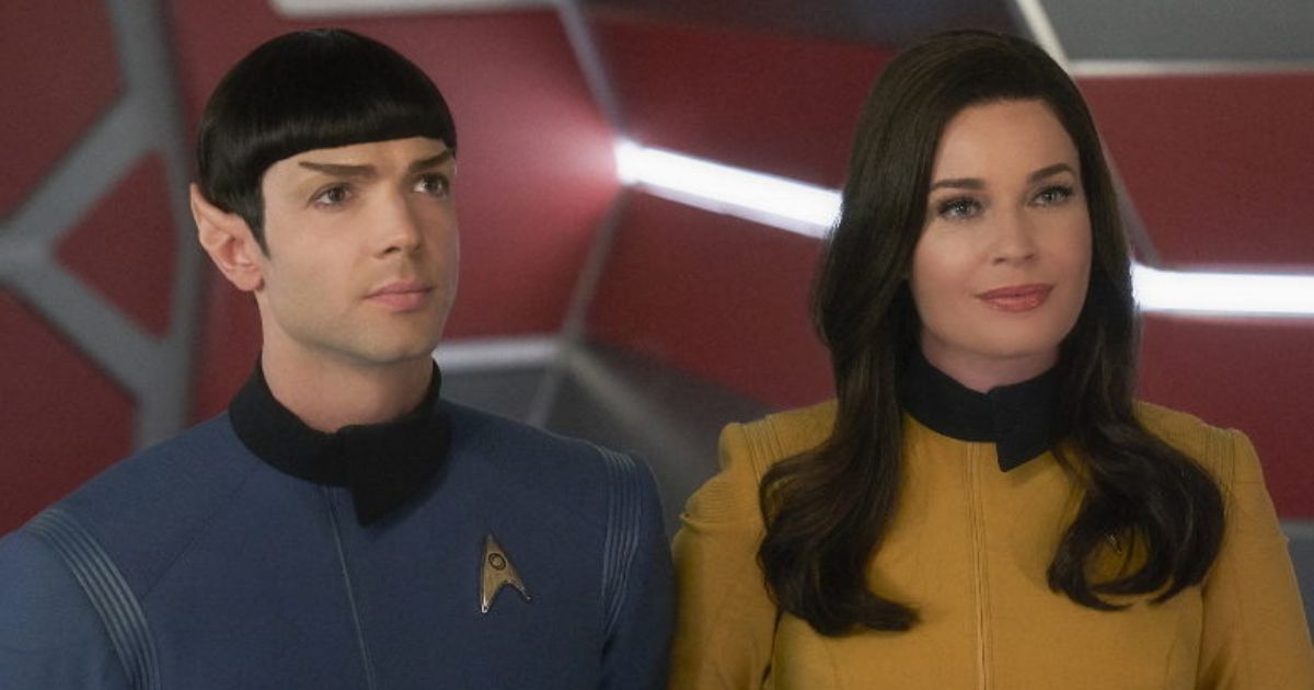 Número uno y Spock en Star Trek Strange New Worlds