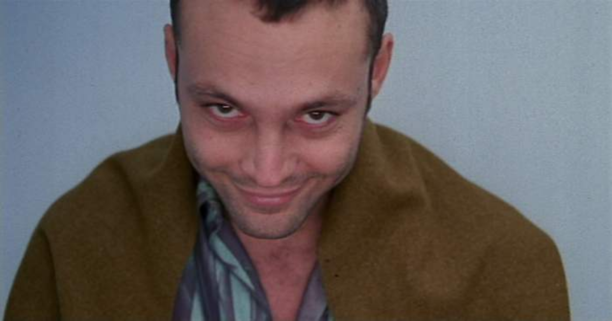 Vince Vaughn como Norman Bates sonriendo en Psycho