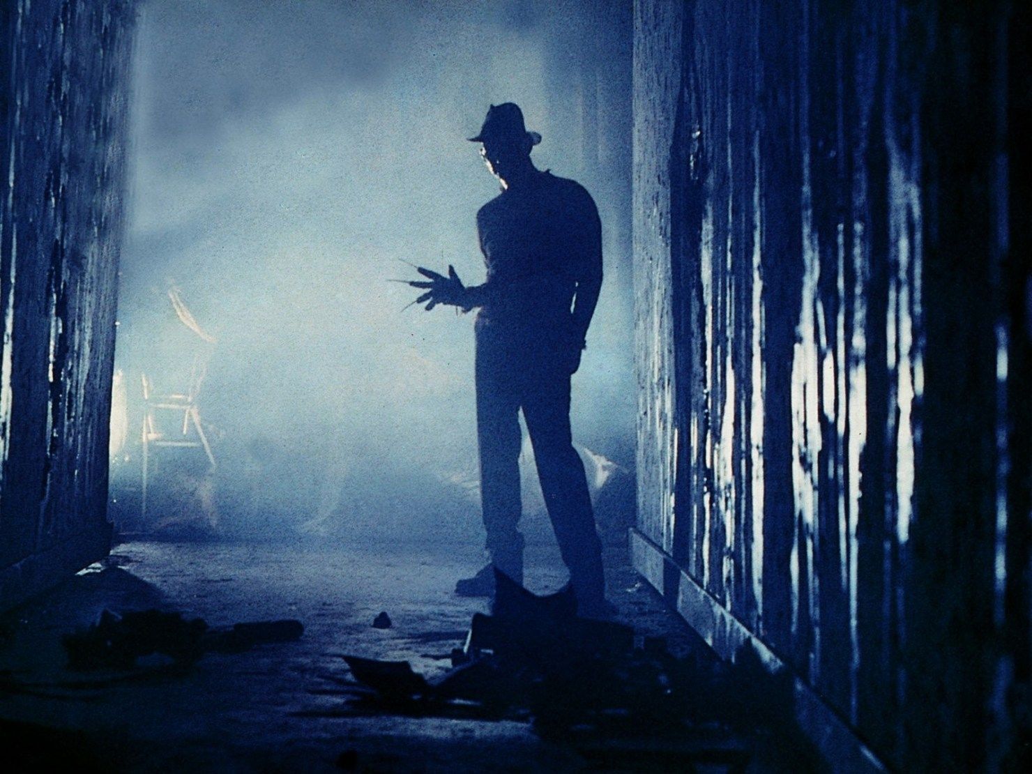 Robert-Englund-como-Freddy-Krueger-en-A-Nightmare-on-Elm-Street-1984-1